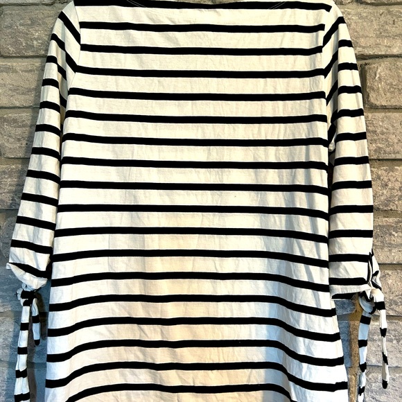 Old Navy Maternity Top Medium - Picture 5 of 5